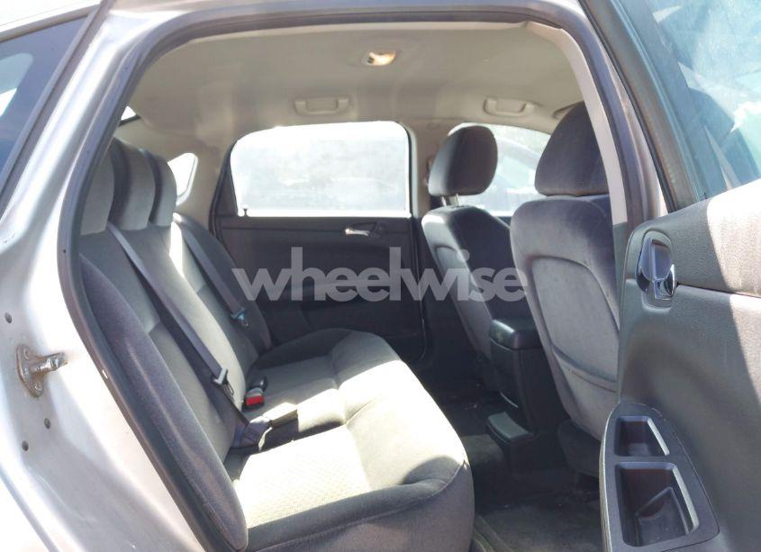 Photo 8 of 2011 Chevrolet Impala LT (VIN 2G1WG5EK7B1161734)