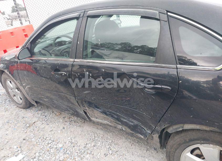 Photo 6 of 2011 Chevrolet Impala LT (VIN 2G1WG5EK7B1185029)