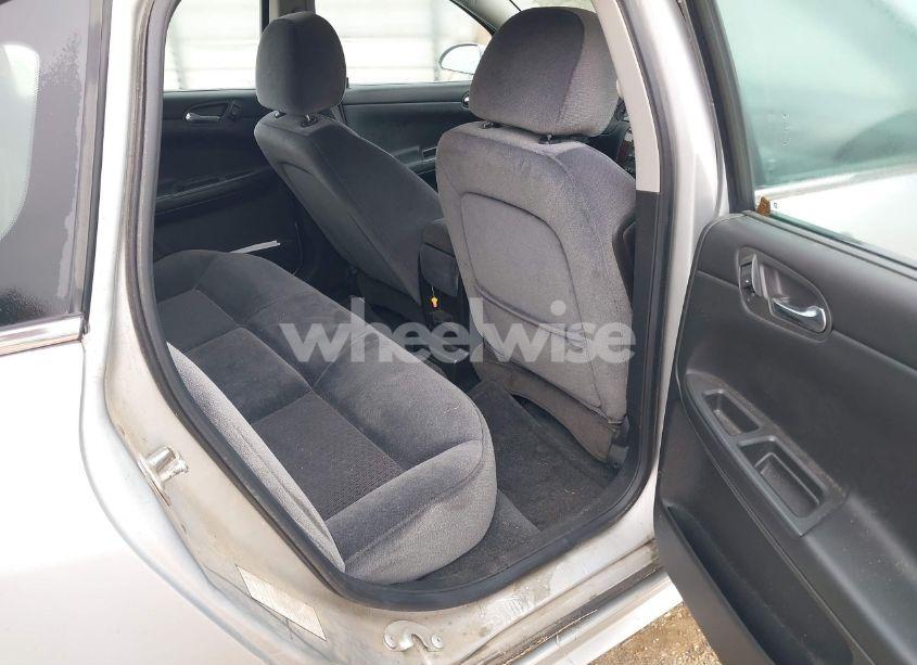 Photo 8 of 2011 Chevrolet Impala LT (VIN 2G1WG5EK7B1244385)