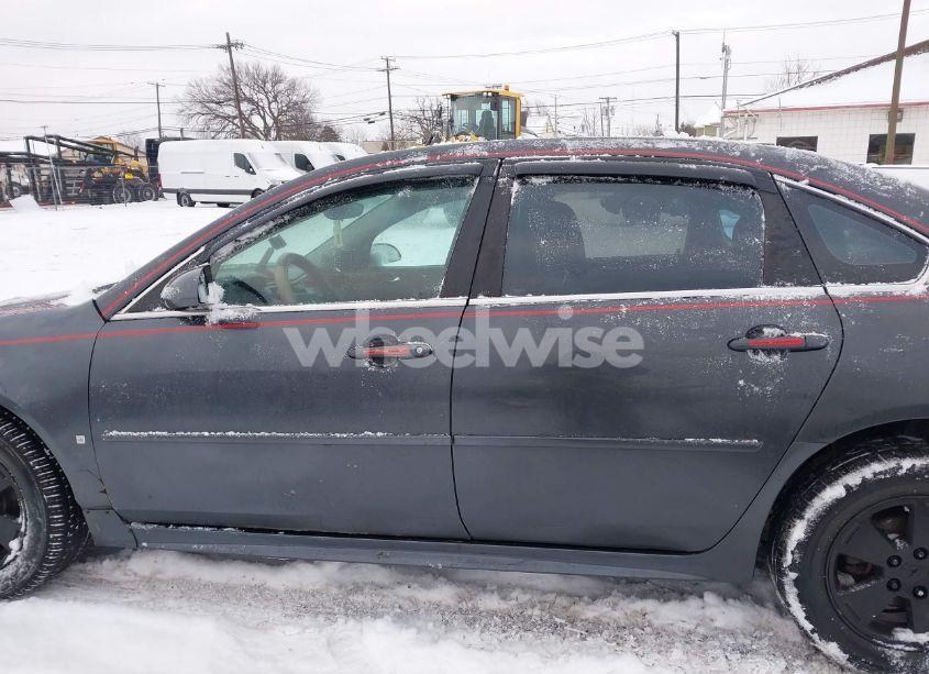 Photo 14 of 2011 Chevrolet Impala LT (VIN 2G1WG5EK7B1264247)
