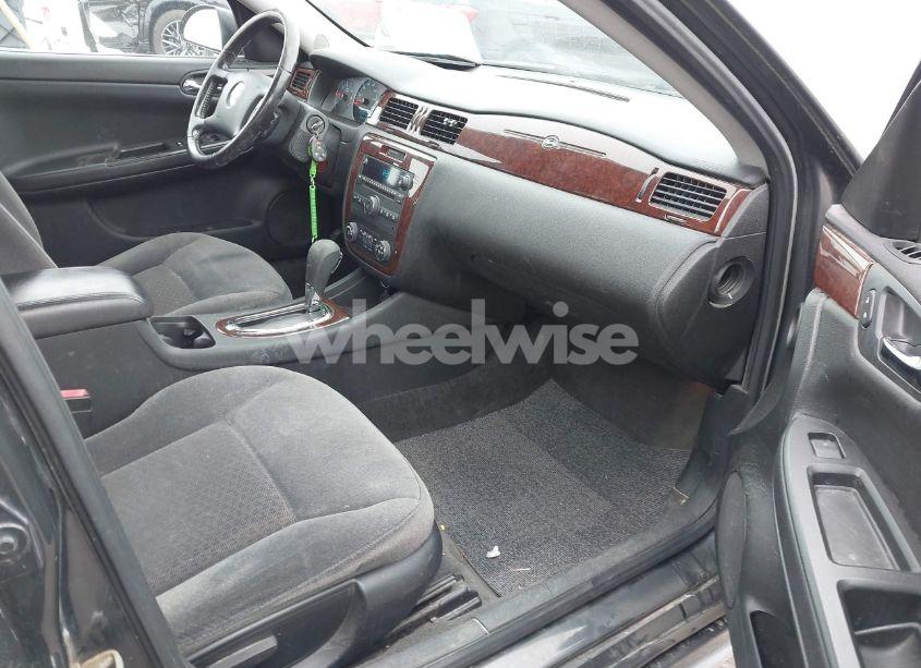 Photo 5 of 2011 Chevrolet Impala LT (VIN 2G1WG5EK8B1141492)