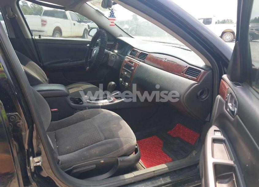 Photo 5 of 2011 Chevrolet Impala LT (VIN 2G1WG5EK8B1171964)