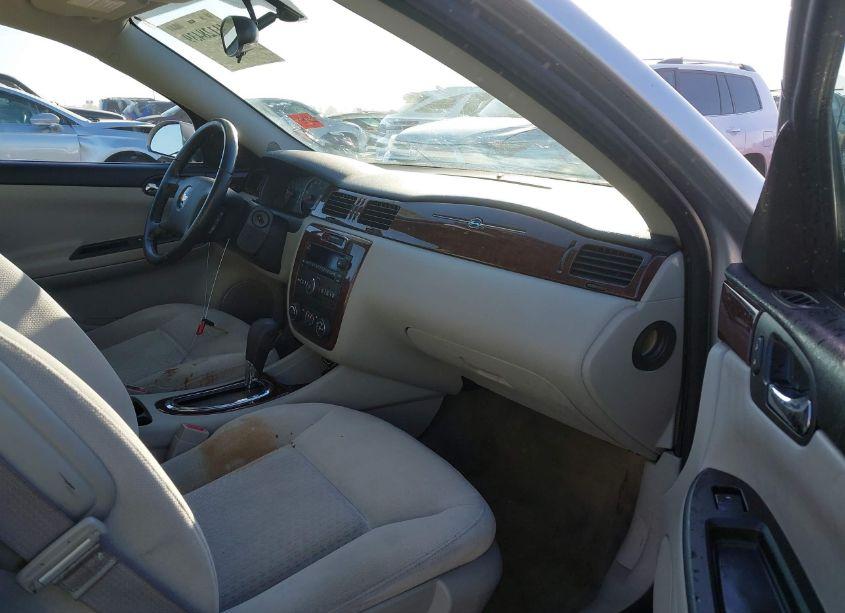 Photo 5 of 2011 Chevrolet Impala LT (VIN 2G1WG5EK8B1206129)