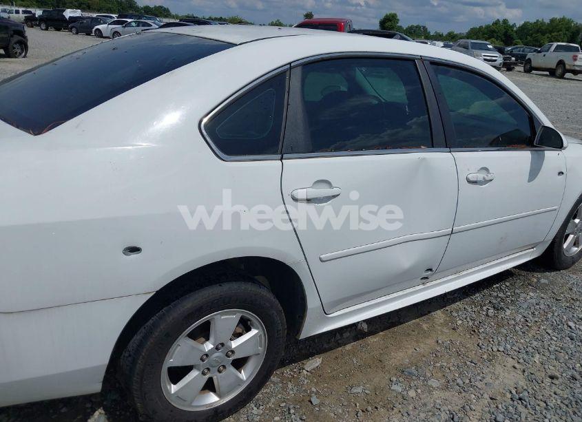 Photo 6 of 2011 Chevrolet Impala LT (VIN 2G1WG5EK8B1228874)