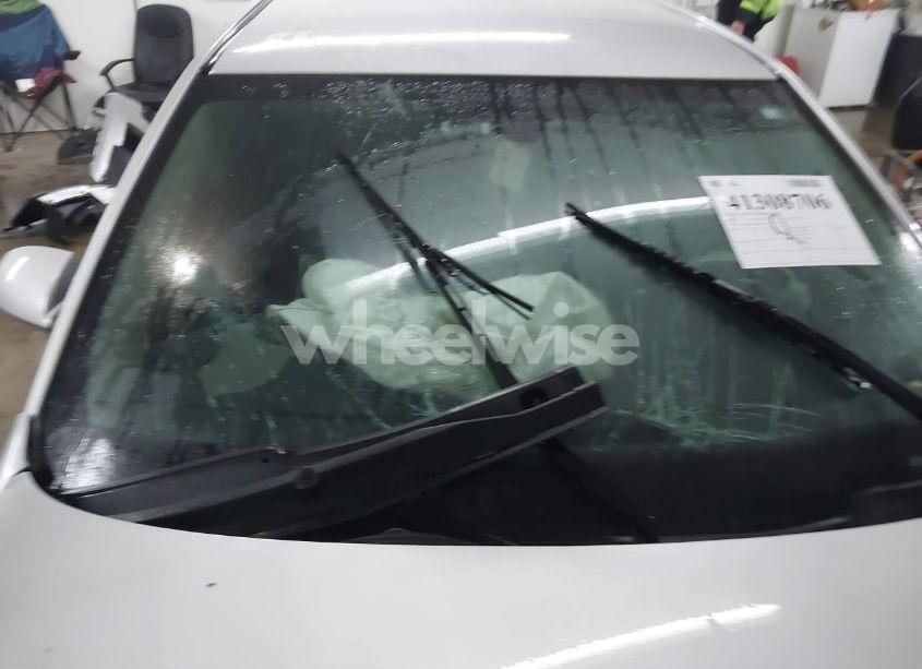 Photo 19 of 2011 Chevrolet Impala LT (VIN 2G1WG5EK8B1282675)