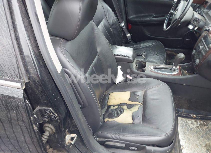 Photo 5 of 2011 Chevrolet Impala LT (VIN 2G1WG5EK8B1286273)