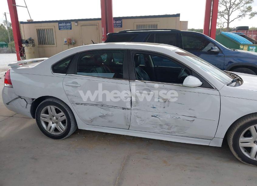 Photo 6 of 2011 Chevrolet Impala LT (VIN 2G1WG5EK8B1330384)