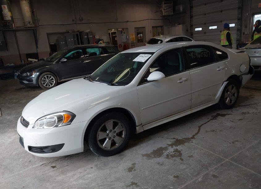 Photo 2 of 2011 Chevrolet Impala LT (VIN 2G1WG5EK8B1333320)