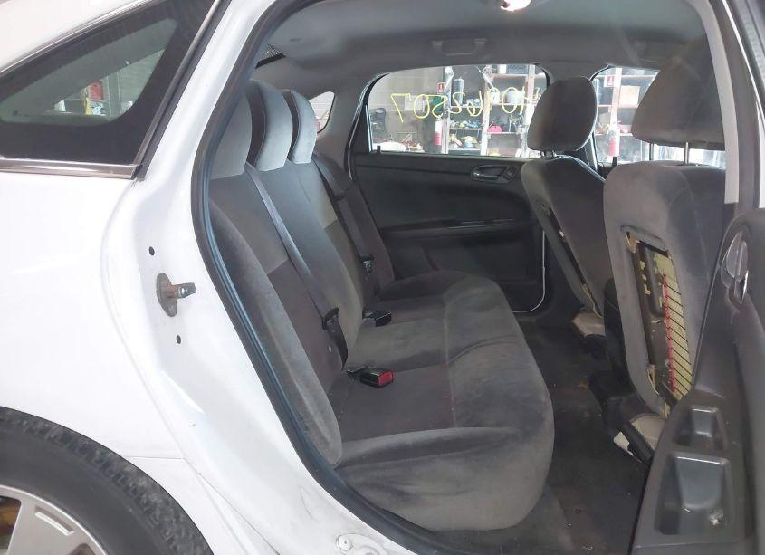 Photo 8 of 2011 Chevrolet Impala LT (VIN 2G1WG5EK8B1333320)