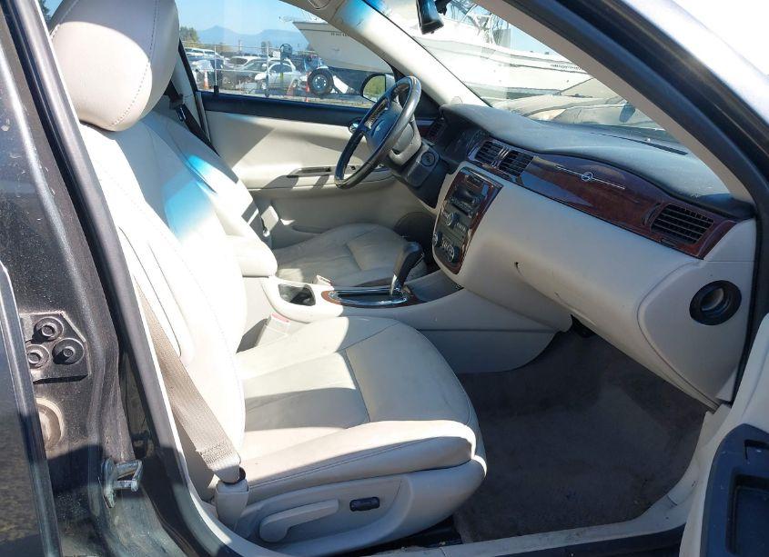 Photo 5 of 2011 Chevrolet Impala LT (VIN 2G1WG5EK9B1114978)