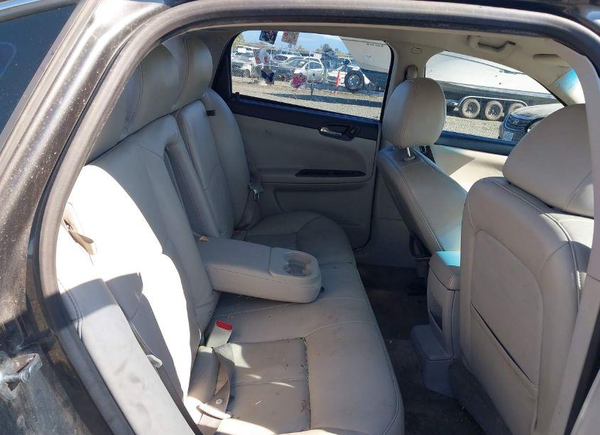 Photo 8 of 2011 Chevrolet Impala LT (VIN 2G1WG5EK9B1114978)