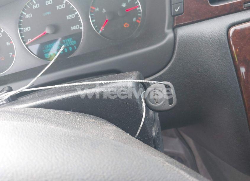 Photo 11 of 2011 Chevrolet Impala LT (VIN 2G1WG5EK9B1115421)