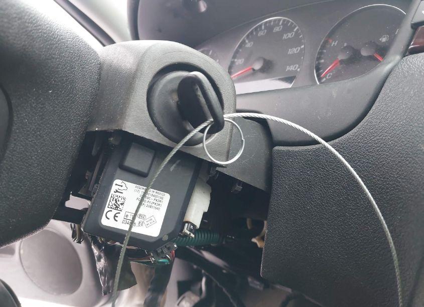 Photo 11 of 2011 Chevrolet Impala LT (VIN 2G1WG5EK9B1130002)