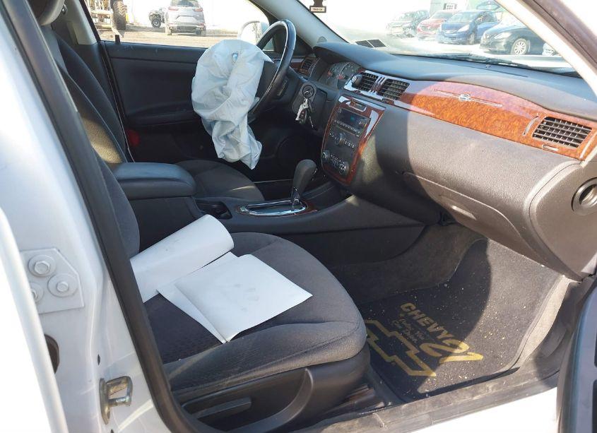 Photo 5 of 2011 Chevrolet Impala LT (VIN 2G1WG5EK9B1300665)