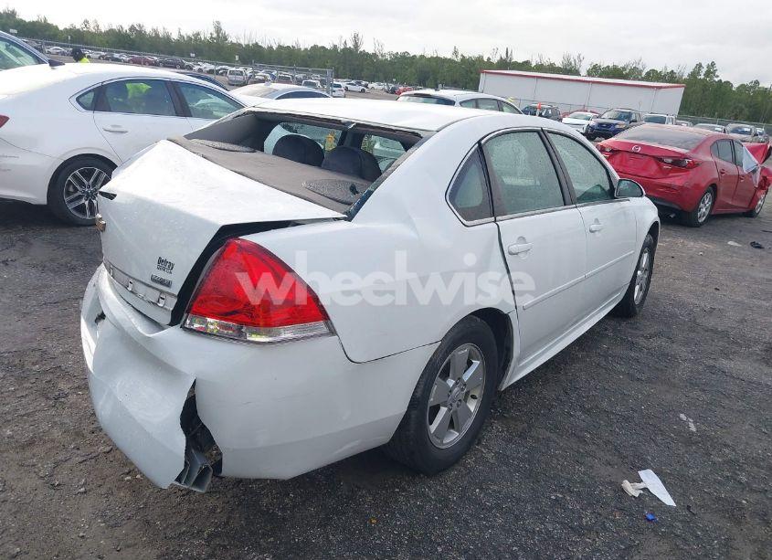 Photo 4 of 2011 Chevrolet Impala LT (VIN 2G1WG5EKXB1112107)