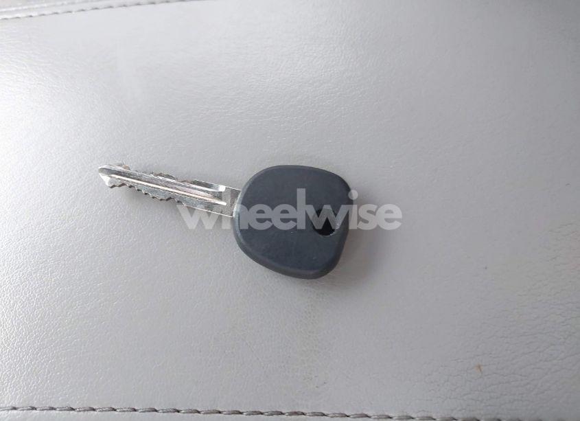 Photo 11 of 2011 Chevrolet Impala LT (VIN 2G1WG5EKXB1117839)