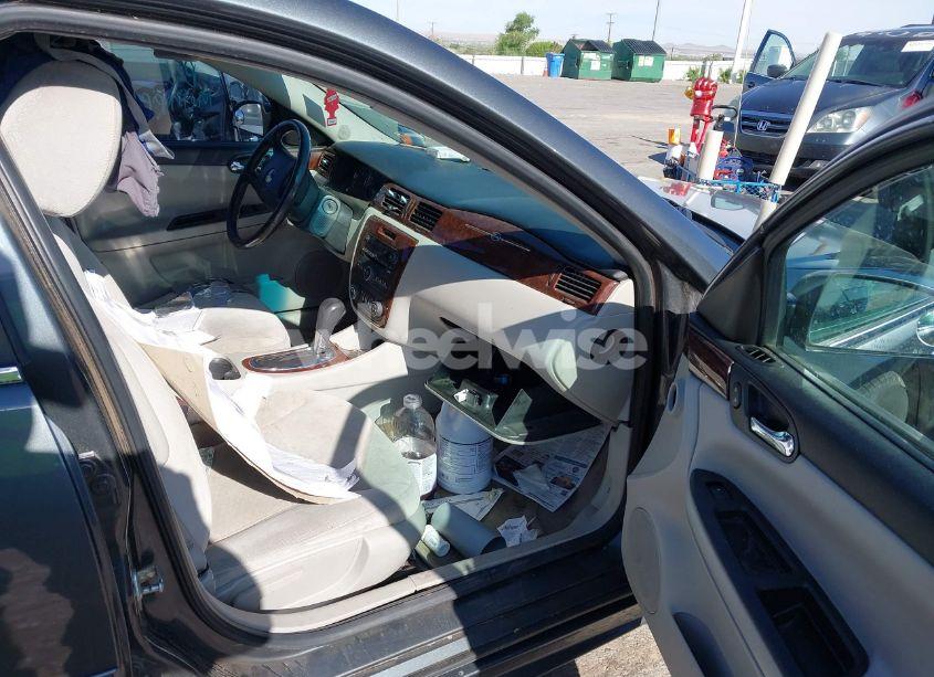 Photo 5 of 2011 Chevrolet Impala LT (VIN 2G1WG5EKXB1119767)