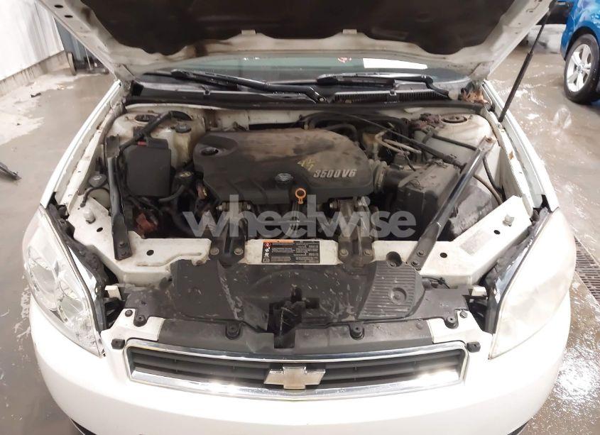 Photo 10 of 2011 Chevrolet Impala LT (VIN 2G1WG5EKXB1128484)