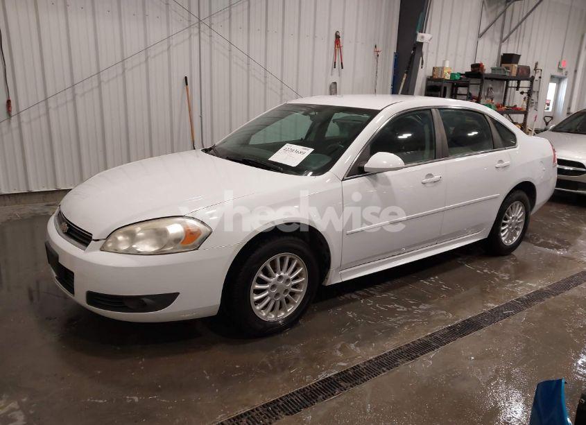 Photo 2 of 2011 Chevrolet Impala LT (VIN 2G1WG5EKXB1128484)