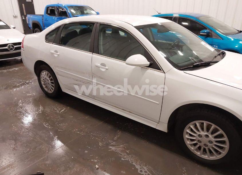 Photo 6 of 2011 Chevrolet Impala LT (VIN 2G1WG5EKXB1128484)