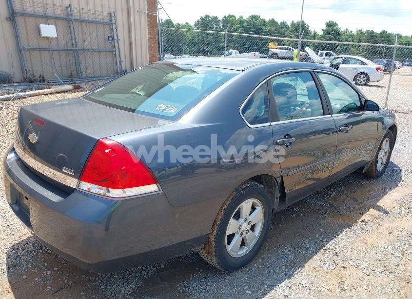 Photo 4 of 2011 Chevrolet Impala LT (VIN 2G1WG5EKXB1148010)