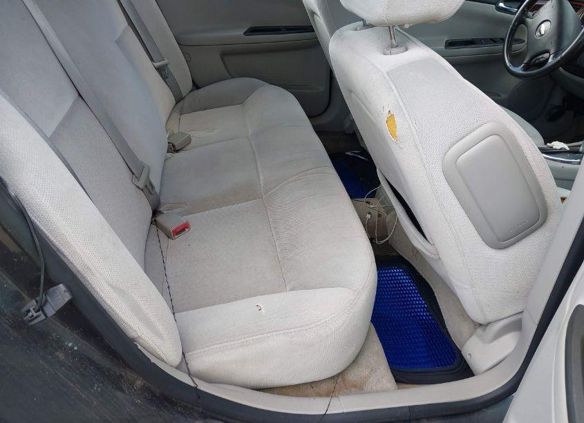 Photo 8 of 2011 Chevrolet Impala LT (VIN 2G1WG5EKXB1254148)