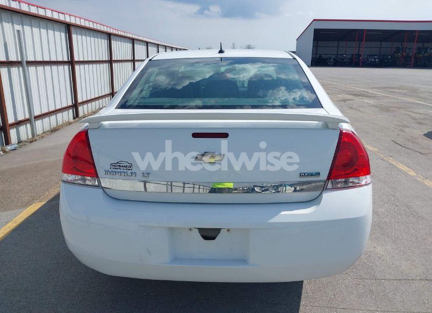 Photo 16 of 2011 Chevrolet Impala LT (VIN 2G1WG5EKXB1286498)