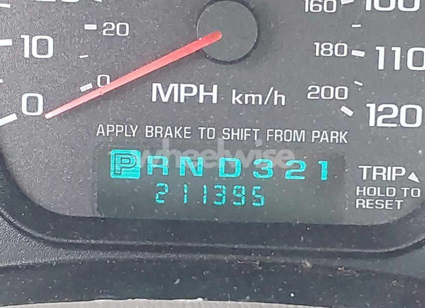 Photo 15 of 2002 Chevrolet Impala LS (VIN 2G1WH55K129120790)