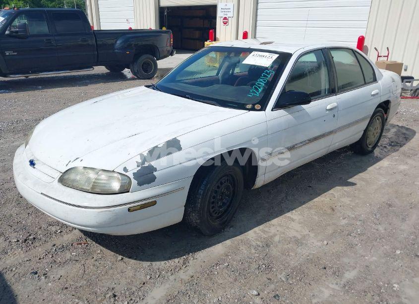 Photo 2 of 1998 Chevrolet Lumina (VIN 2G1WL52M0W9222673)