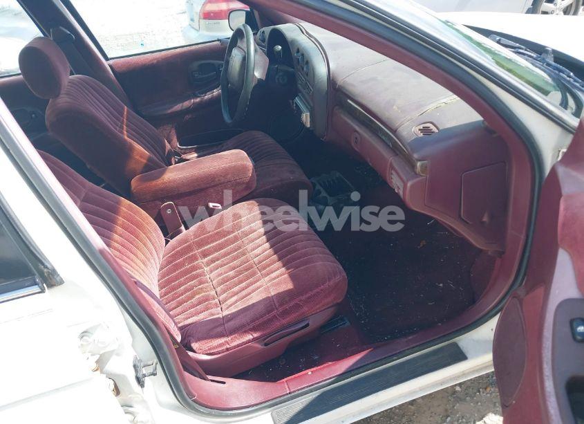 Photo 5 of 1998 Chevrolet Lumina (VIN 2G1WL52M0W9222673)
