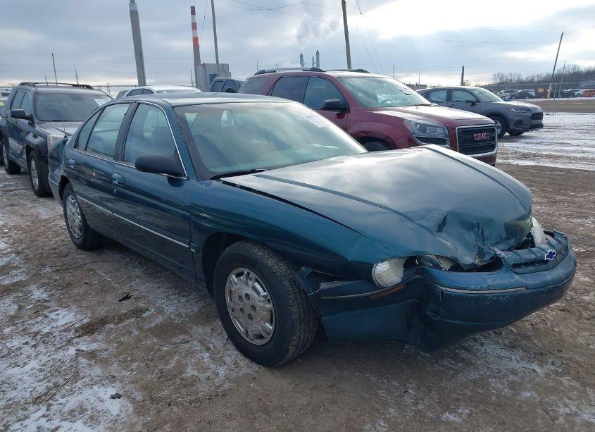 1997 Chevrolet Lumina (VIN 2G1WL52M2V9289421) main photo