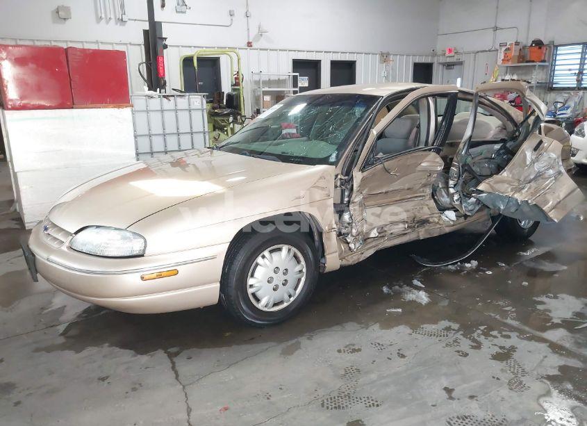 Photo 2 of 1999 Chevrolet Lumina (VIN 2G1WL52M5X9239180)