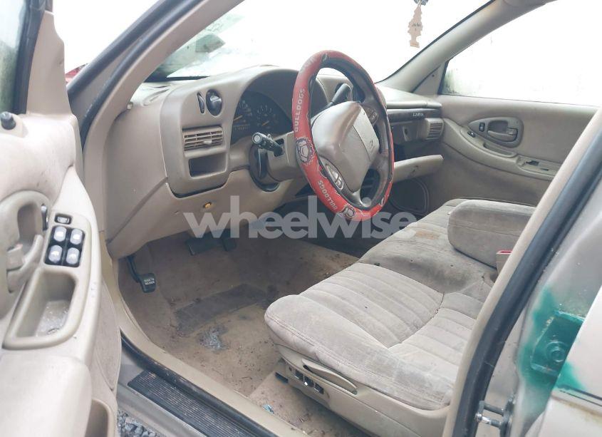 Photo 5 of 1999 Chevrolet Lumina LS (VIN 2G1WL52M6X9230200)