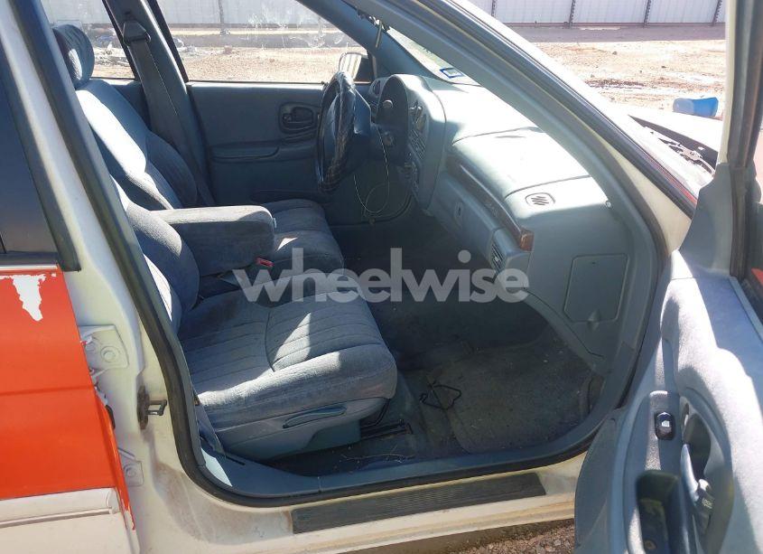 Photo 5 of 1997 Chevrolet Lumina LS (VIN 2G1WL52M8V9175150)