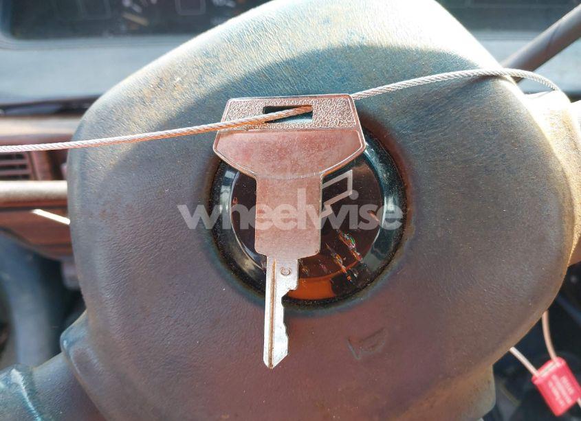 Photo 11 of 1991 Chevrolet Lumina (VIN 2G1WL54T5M1100696)