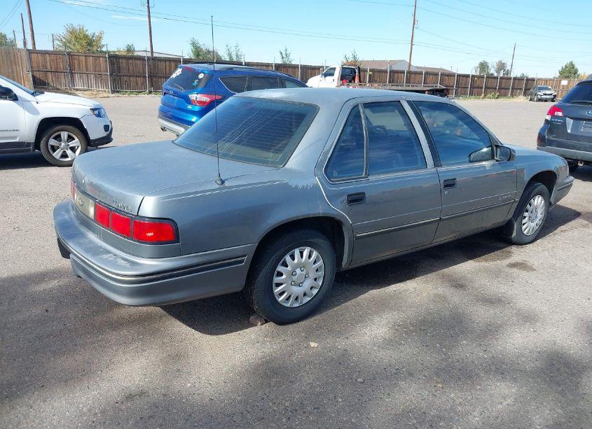 Photo 4 of 1993 Chevrolet Lumina (VIN 2G1WL54T9P9254222)