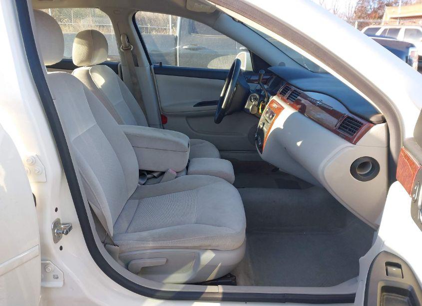 Photo 5 of 2007 Chevrolet Impala LT (VIN 2G1WT55KX79138937)