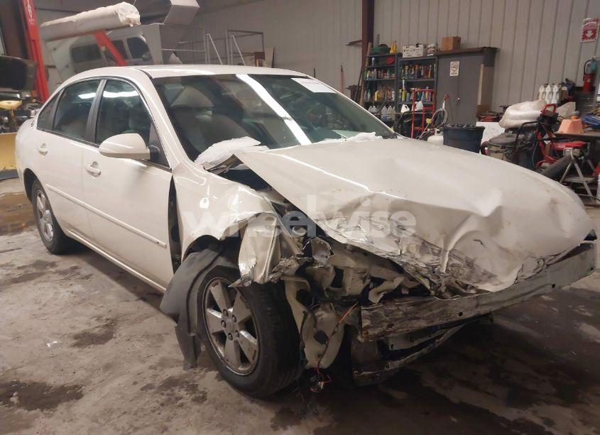 2008 Chevrolet Impala LT (VIN 2G1WT55N181231758) main photo