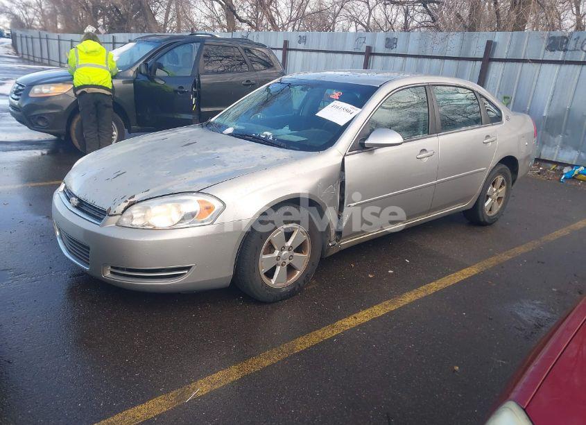 Photo 2 of 2008 Chevrolet Impala LT (VIN 2G1WT55N581204112)