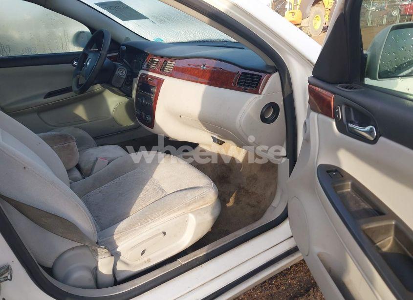 Photo 5 of 2008 Chevrolet Impala LT (VIN 2G1WT55N789211371)