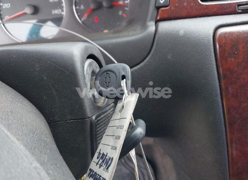 Photo 10 of 2009 Chevrolet Impala LT (VIN 2G1WT57K091259460)