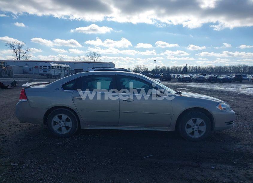 Photo 12 of 2009 Chevrolet Impala LT (VIN 2G1WT57K091281846)