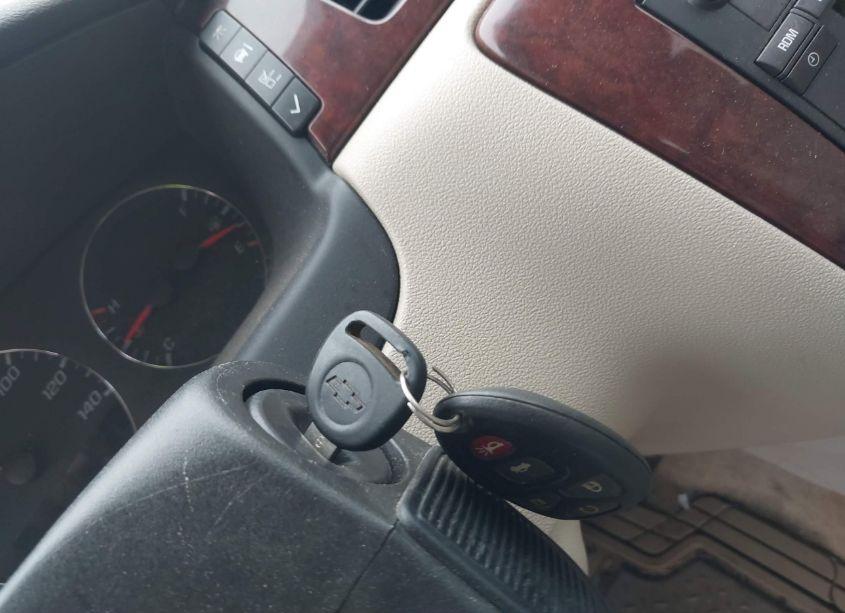 Photo 11 of 2009 Chevrolet Impala LT (VIN 2G1WT57K191111771)