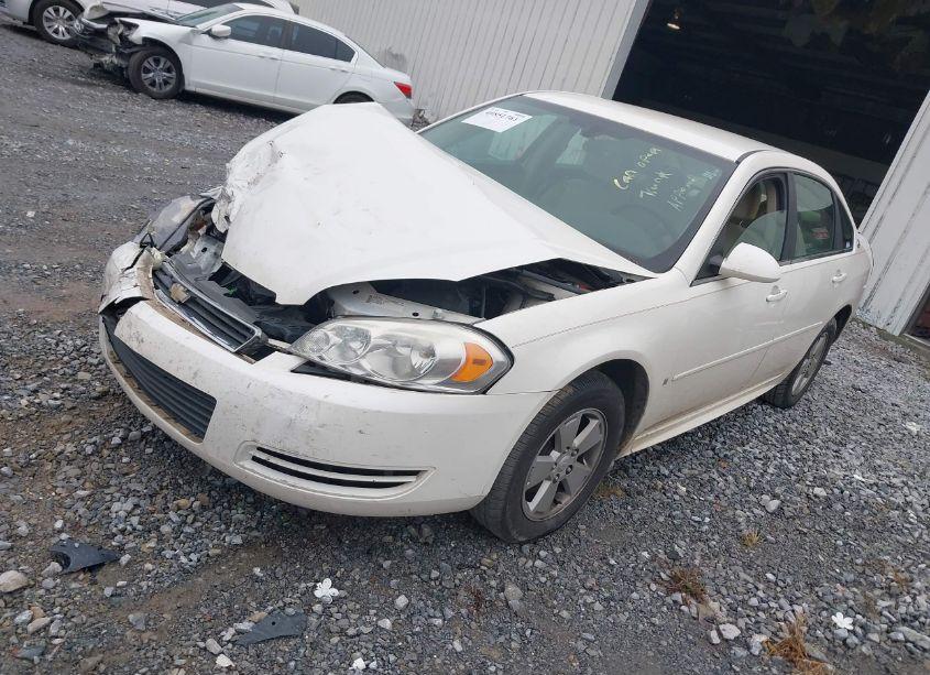 Photo 2 of 2009 Chevrolet Impala LT (VIN 2G1WT57K191111771)