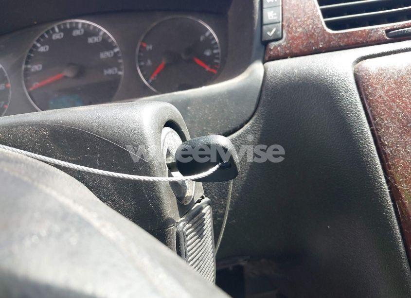 Photo 11 of 2009 Chevrolet Impala LT (VIN 2G1WT57K191117635)