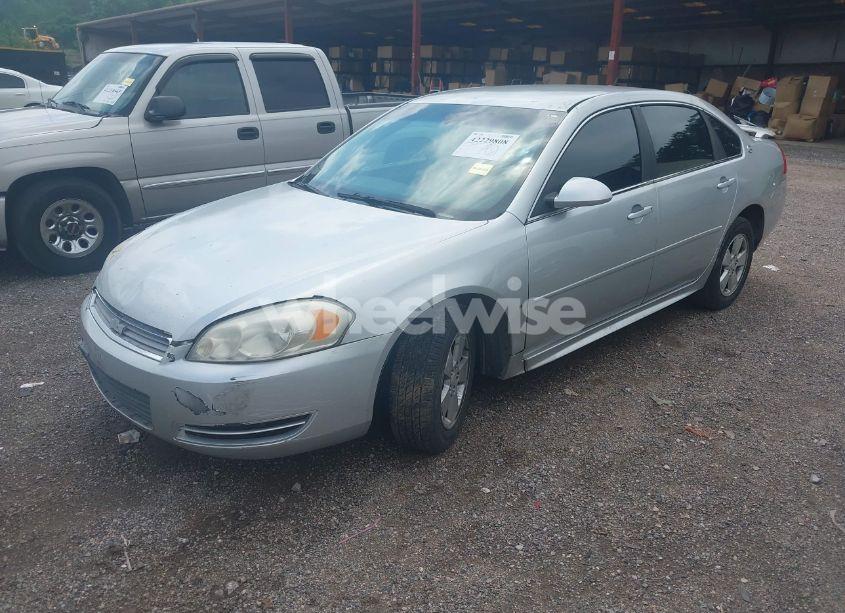 Photo 2 of 2009 Chevrolet Impala LT (VIN 2G1WT57K191139537)