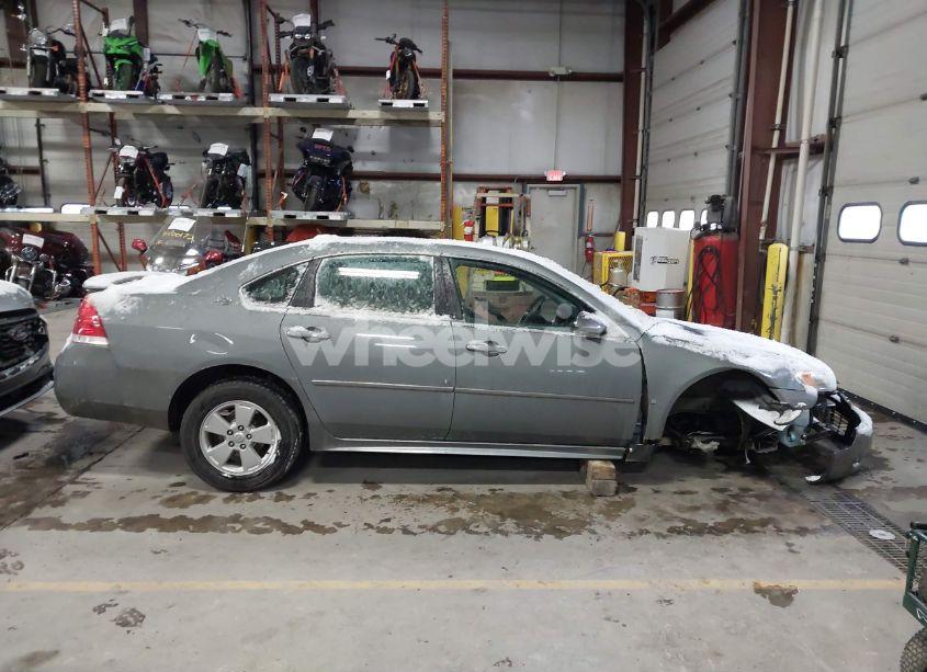 Photo 12 of 2009 Chevrolet Impala LT (VIN 2G1WT57K191149470)