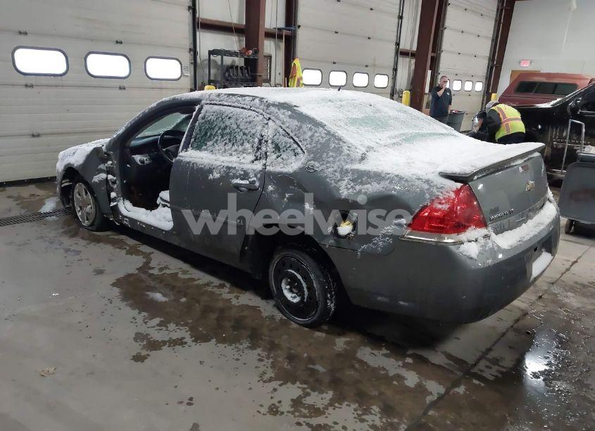 Photo 3 of 2009 Chevrolet Impala LT (VIN 2G1WT57K191149470)