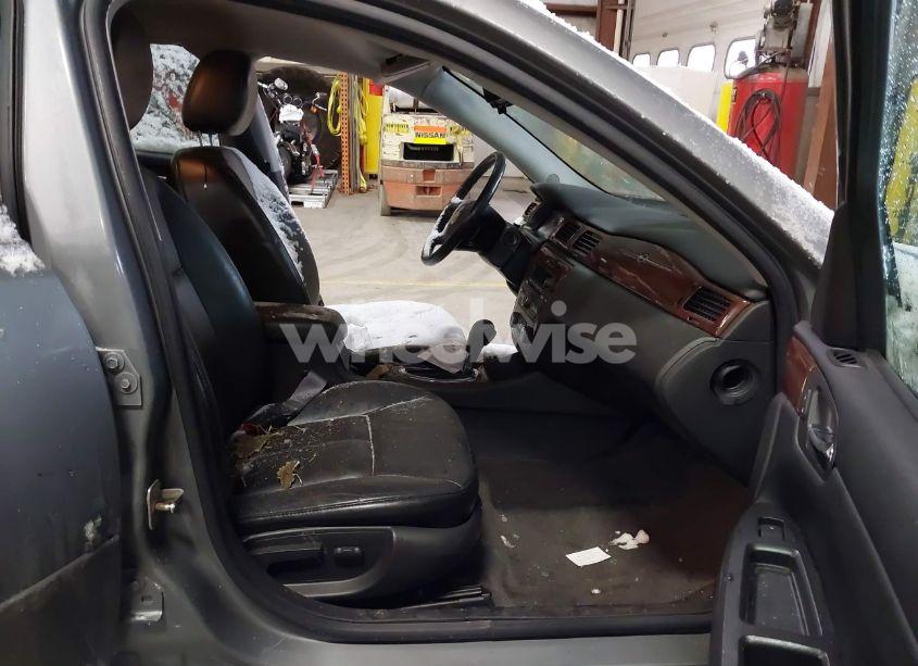 Photo 5 of 2009 Chevrolet Impala LT (VIN 2G1WT57K191149470)