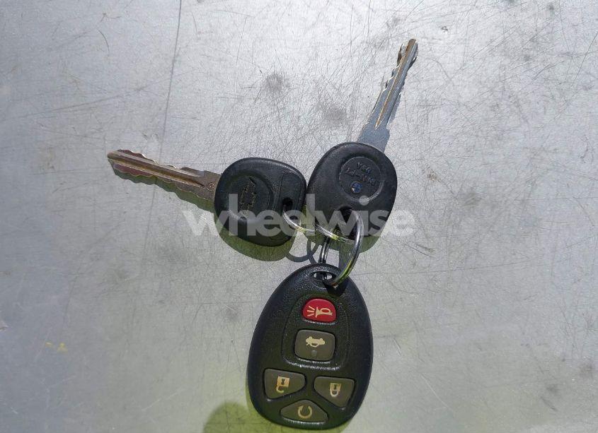 Photo 11 of 2009 Chevrolet Impala LT (VIN 2G1WT57K191189337)